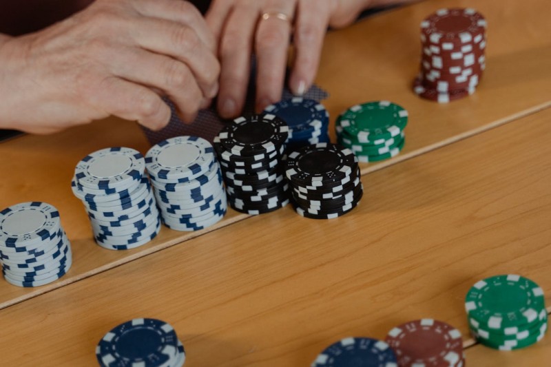 A Beginner’s Guide to Enjoying Casino Gambling Smartly